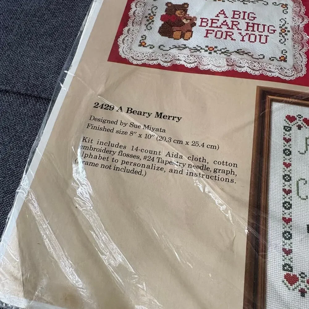 Beary Merry Christmas Vintage Counted Cross Stitch Kit The Creative Circle 1987